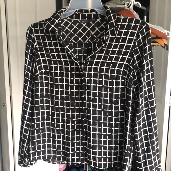 Formal shirt by Marks & Spencer London, size UK 12 or US 8-10, black and white - Picture 2 of 4